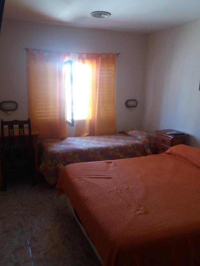 Hotel Caleta Olivia Hueso Per Exterior foto